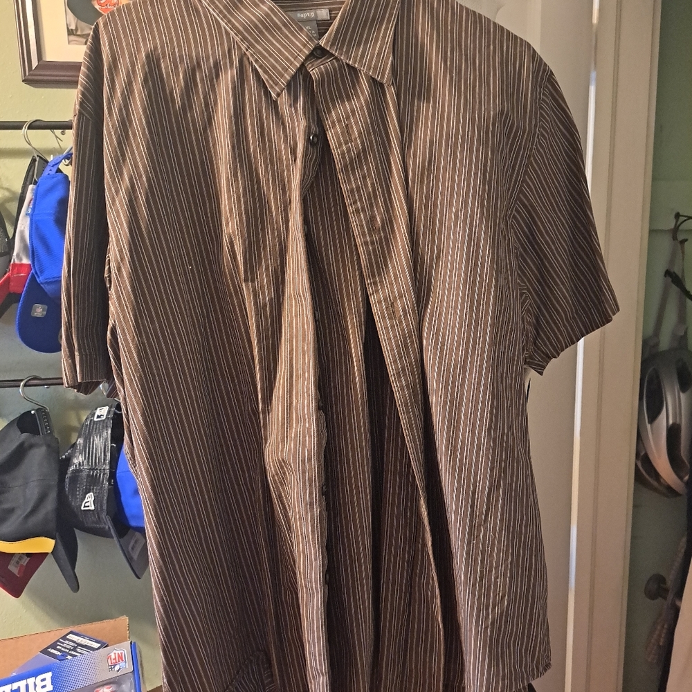 Apt 9 shirt